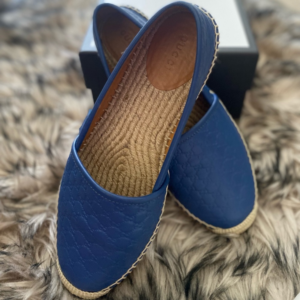 ❤️SOLD❤️ Authentic Gucci Leather Espadrilles in Blue - Picture 2 of 11